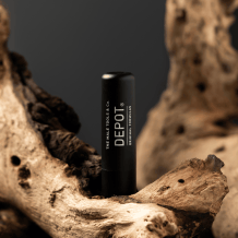 810 moisturizing lip balm 4 gr